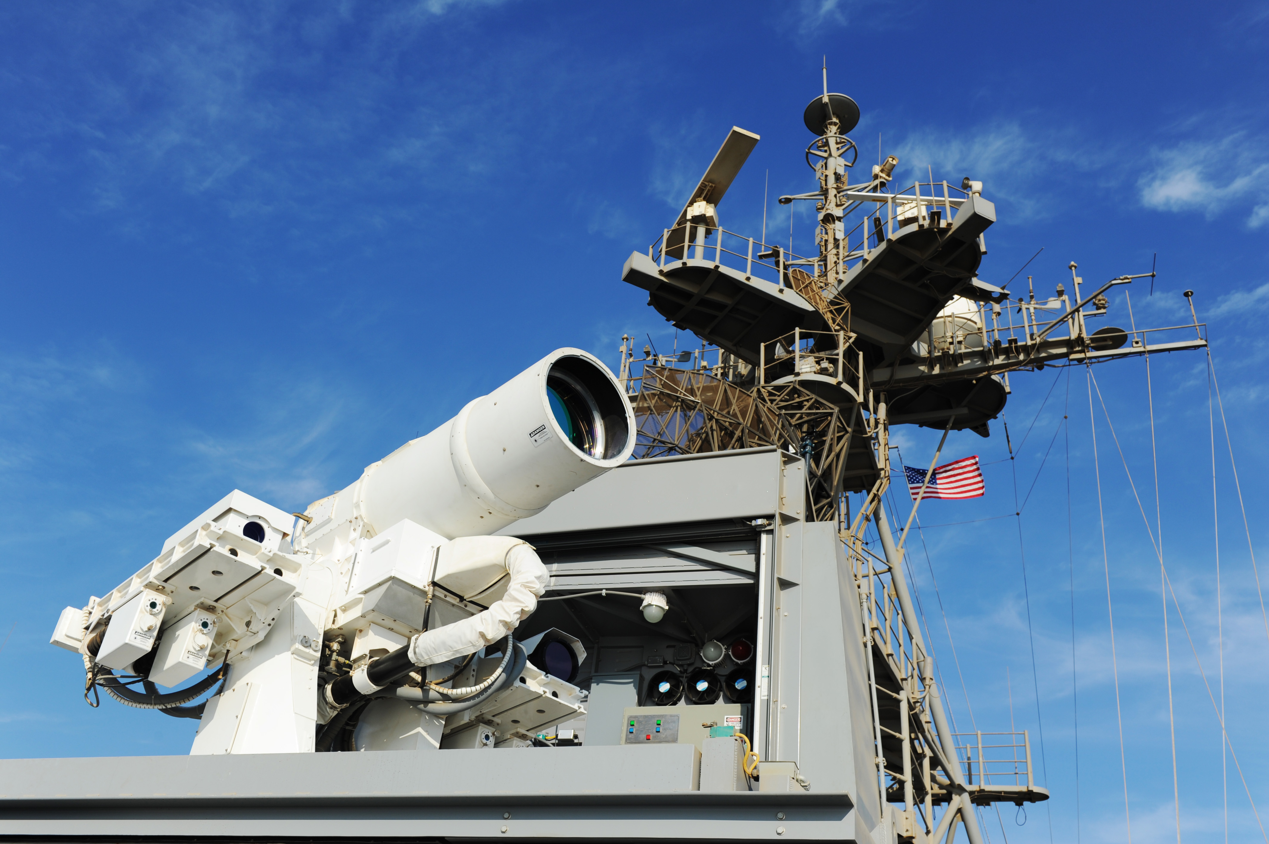 laser-weapon-system-on-uss-ponce.jpg