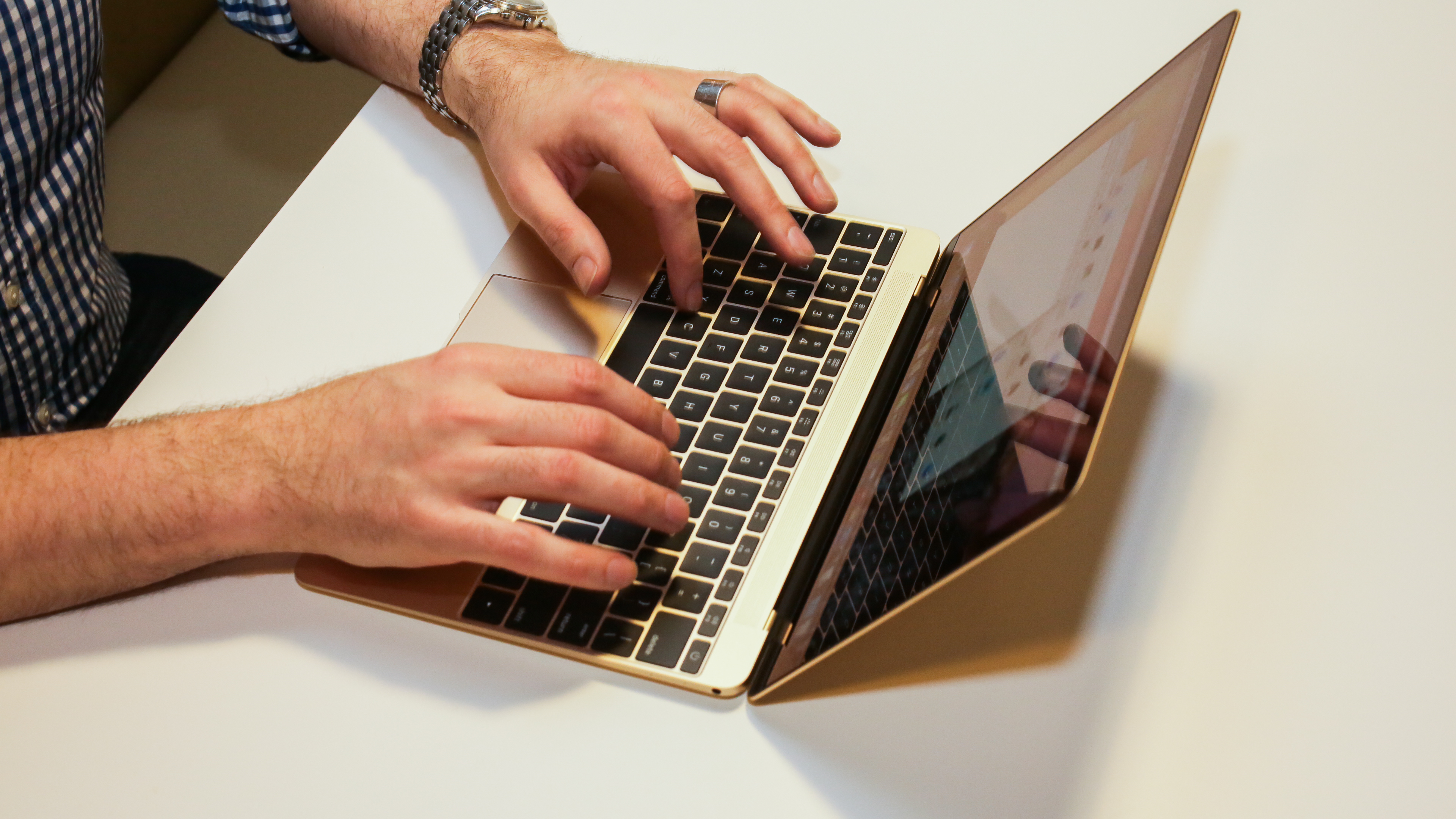 Apple MacBook (12-inch, 2015) review: A minimalist MacBook that