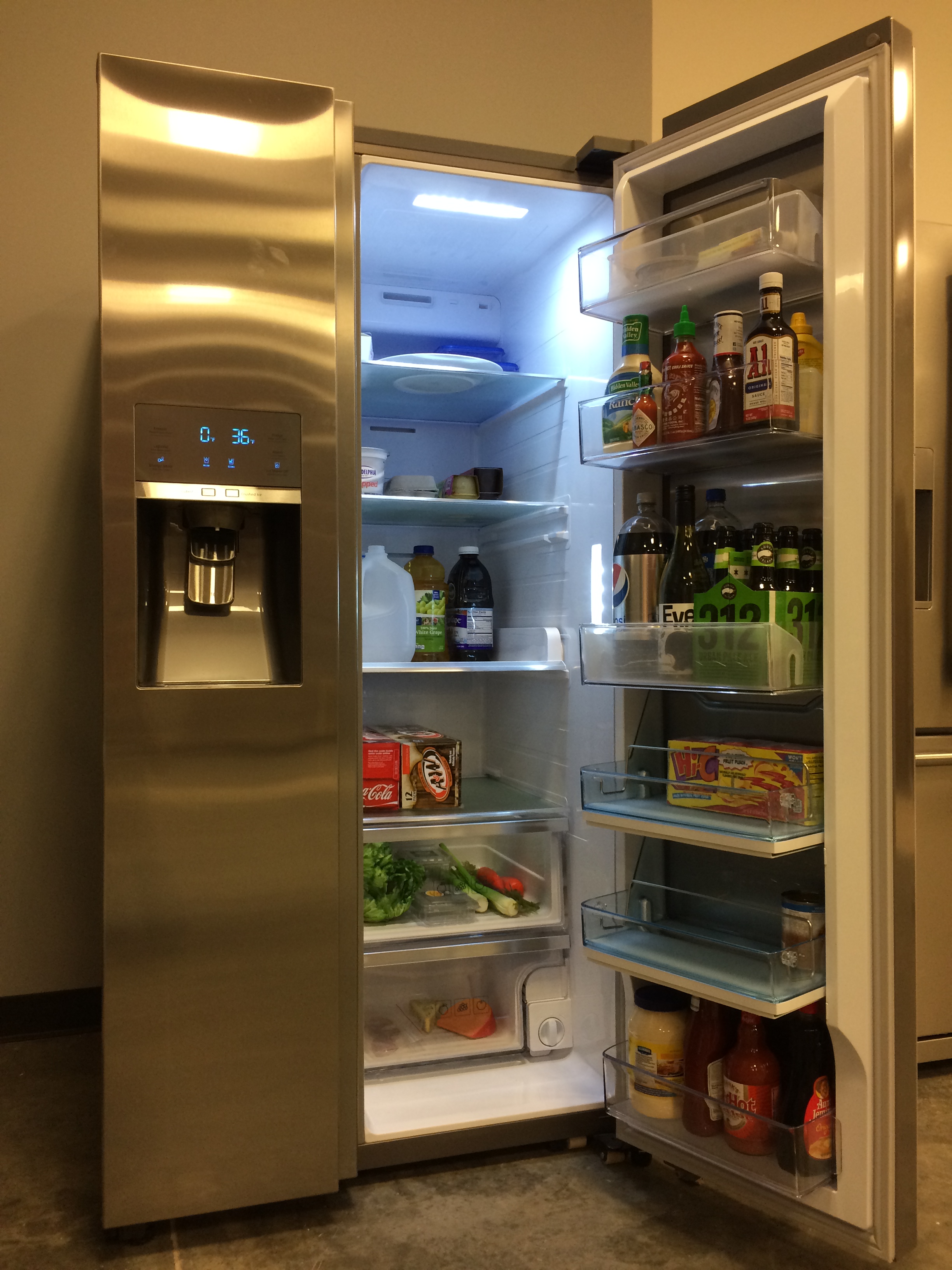 samsung-food-showcase-3k-fridge-basic-load-testing.jpg