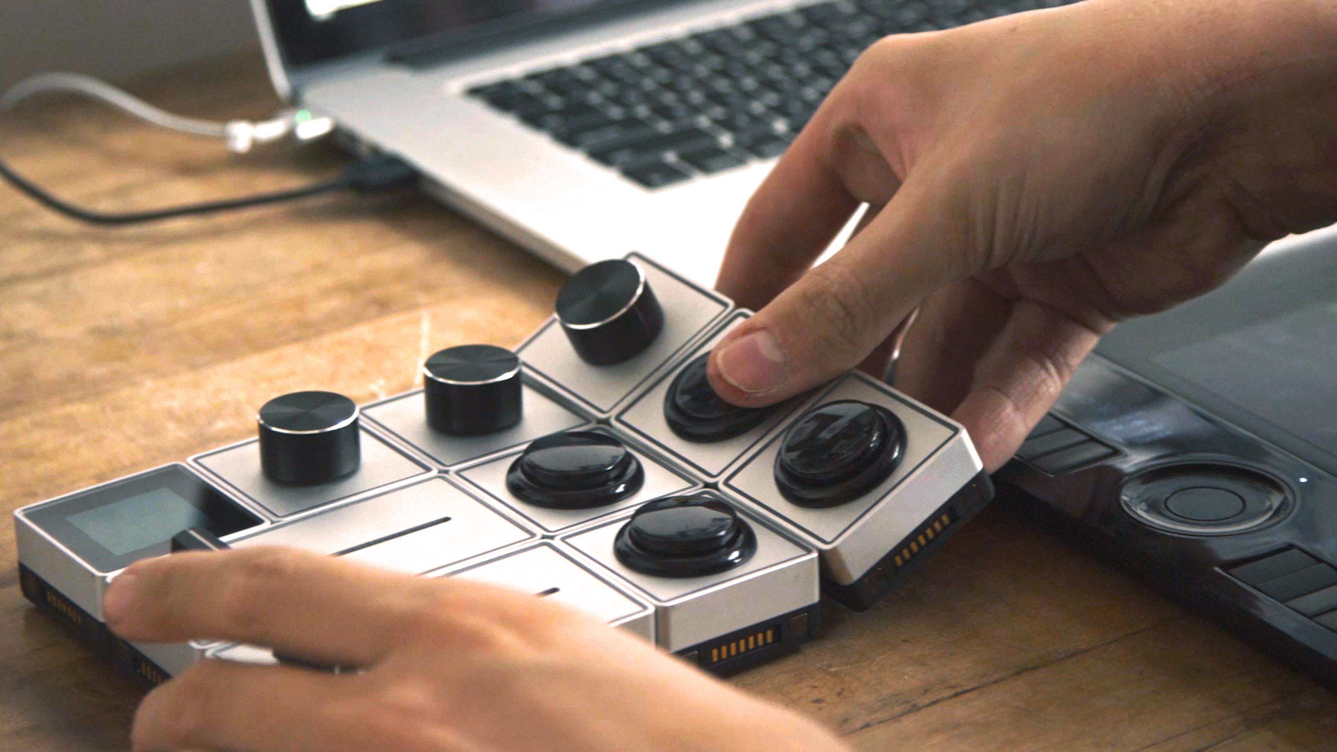 Palette's control modules snap together magnetically.