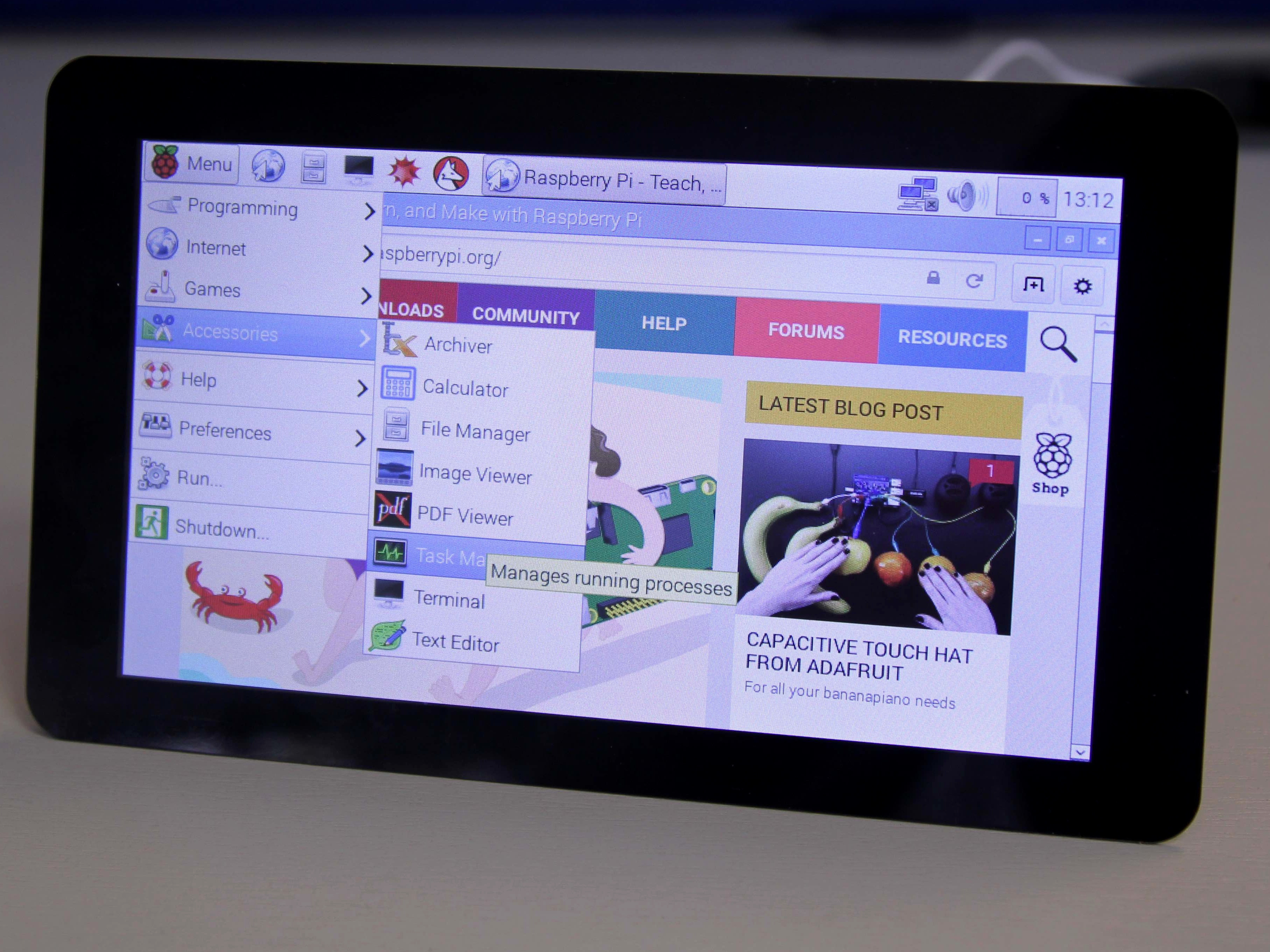 rapsberry-pi-touchscreen-7-inch-main.jpg