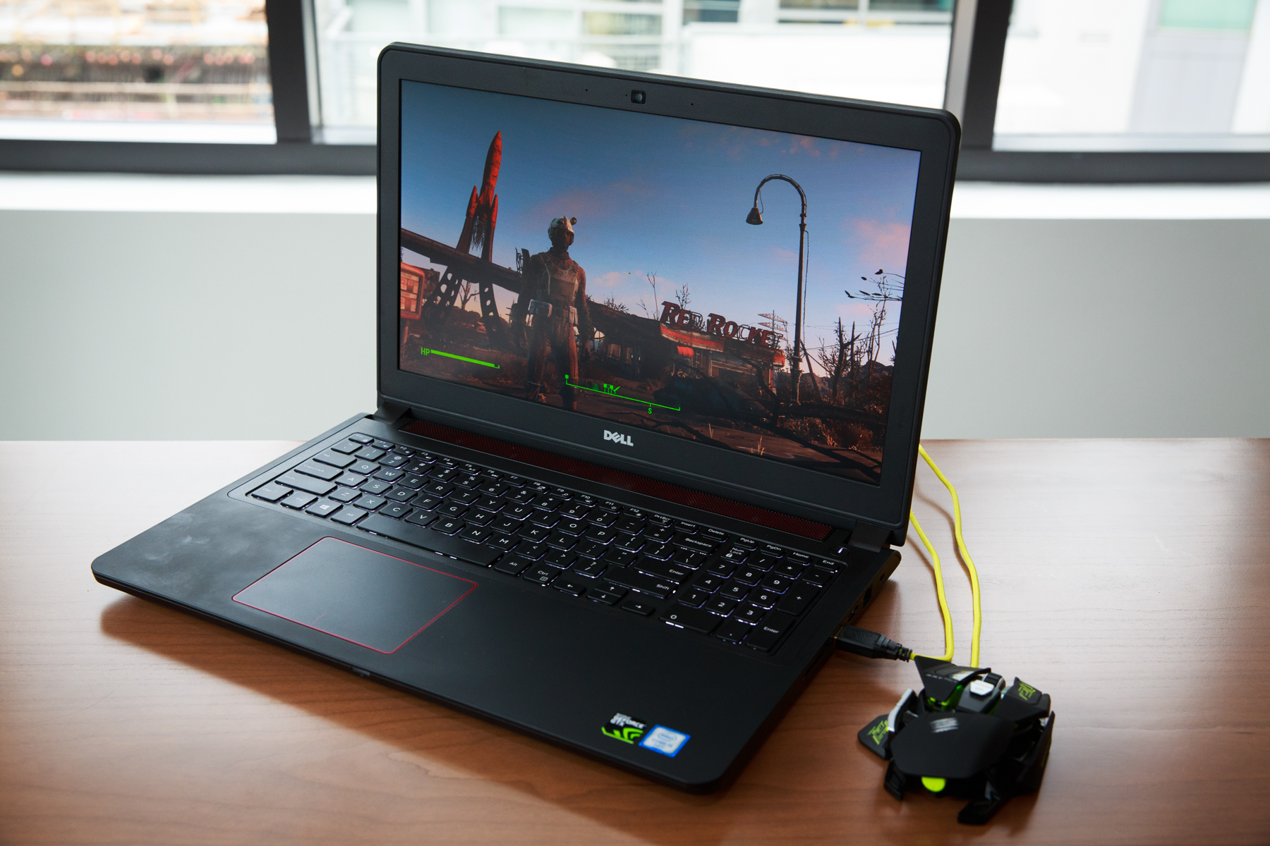 Dell Inspiron 15 7000 (2016) review: This $800 laptop can play any PC game  - CNET