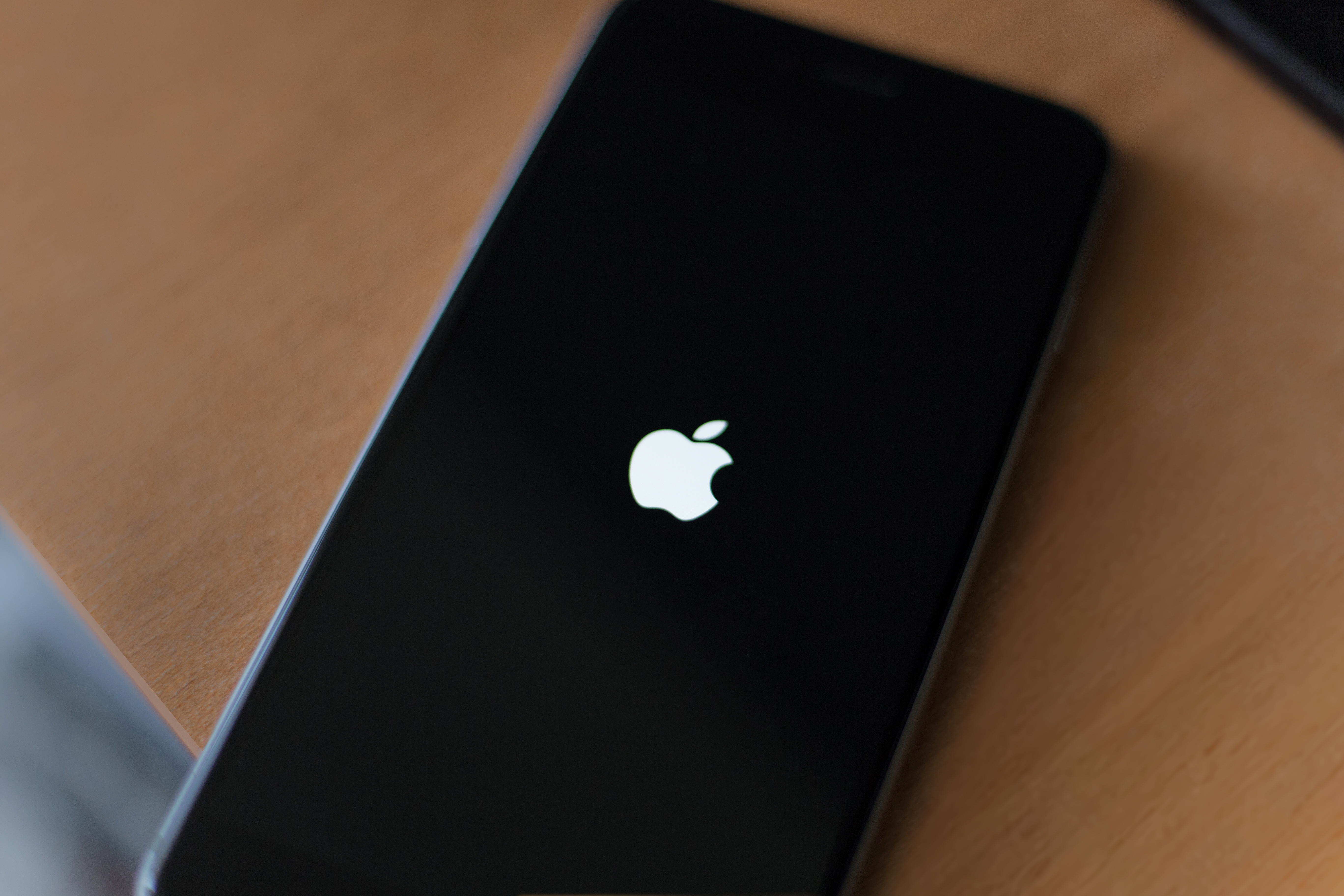 Apple has updated its latest version of iOS after reports of security flaws.