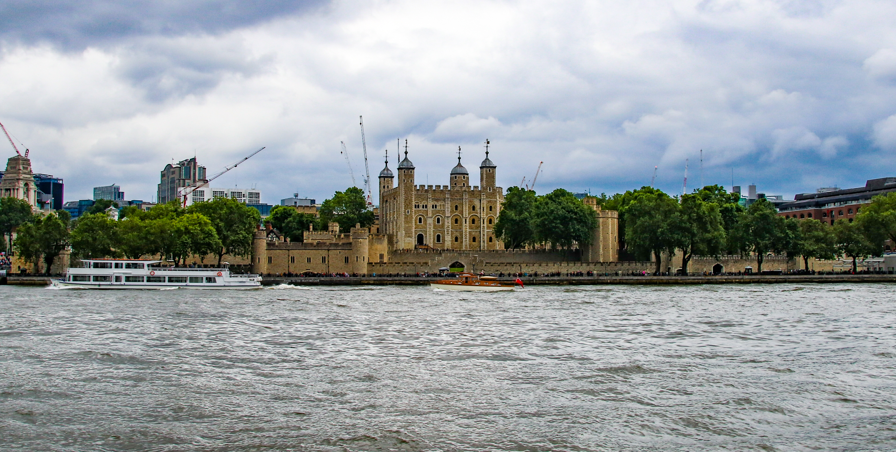 the-tower-of-london-closer.jpg
