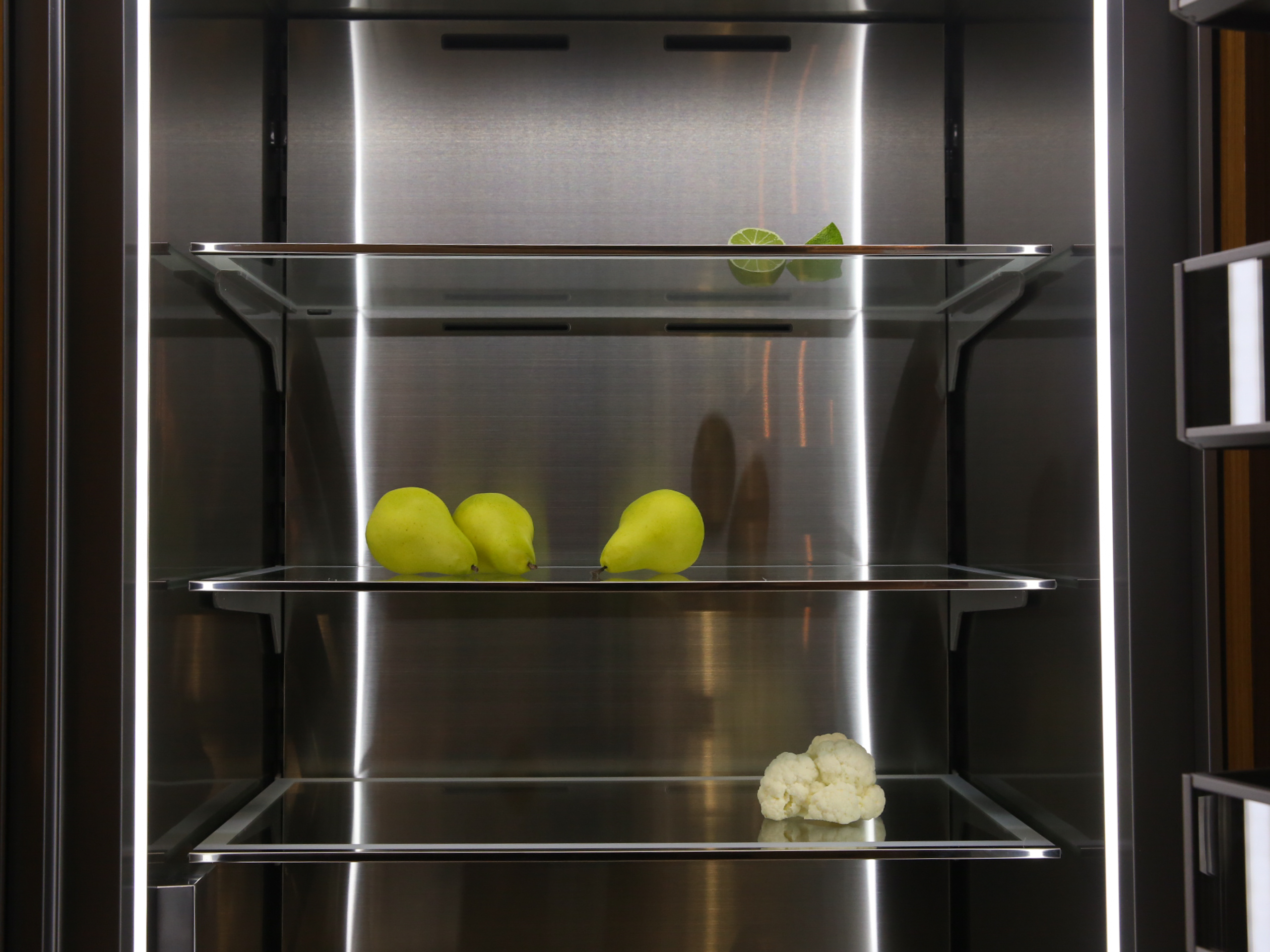 dacor-heritage-column-refrigerator-product-photos-1.jpg