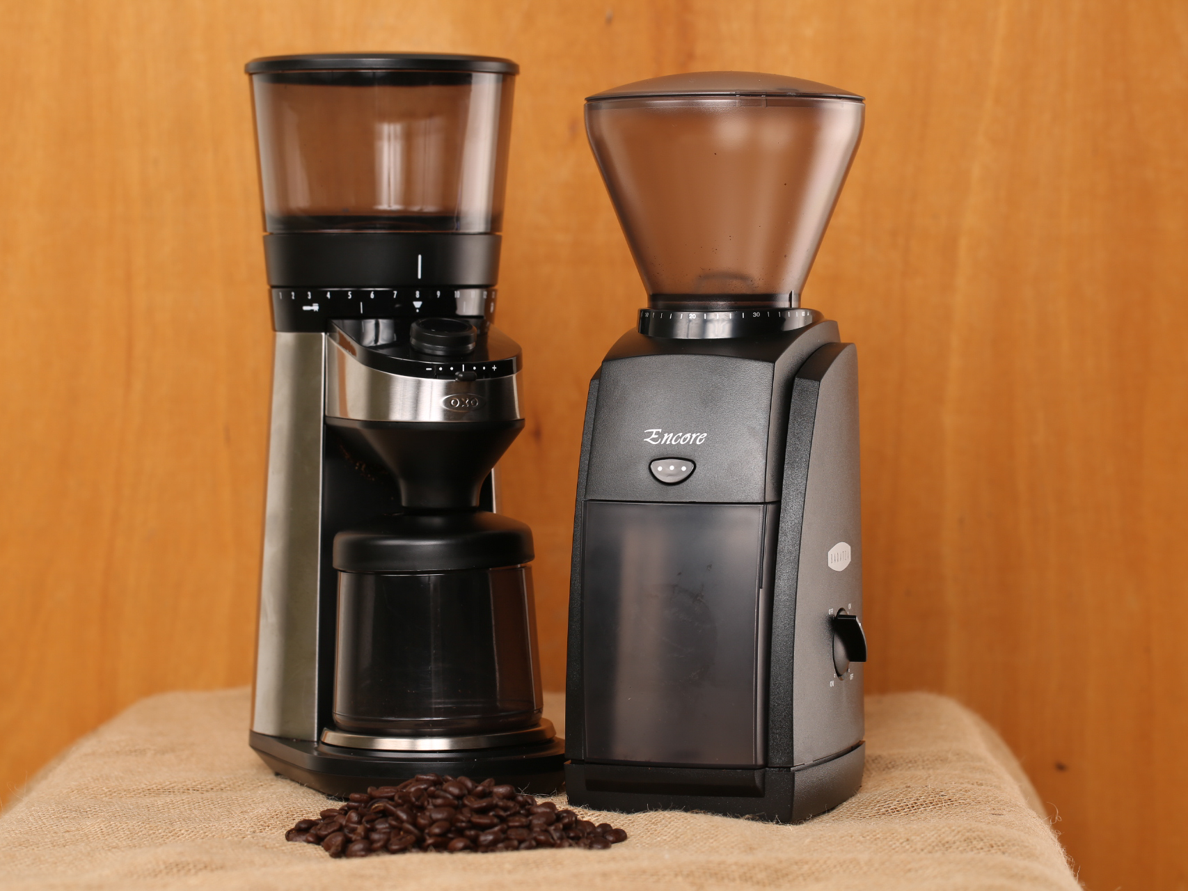 https://www.cnet.com/a/img/hub/2017/01/27/807ba453-2a18-4a76-81b8-bdc2aeeabd2e/oxo-and-baratza-coffee-grinders-1.jpg