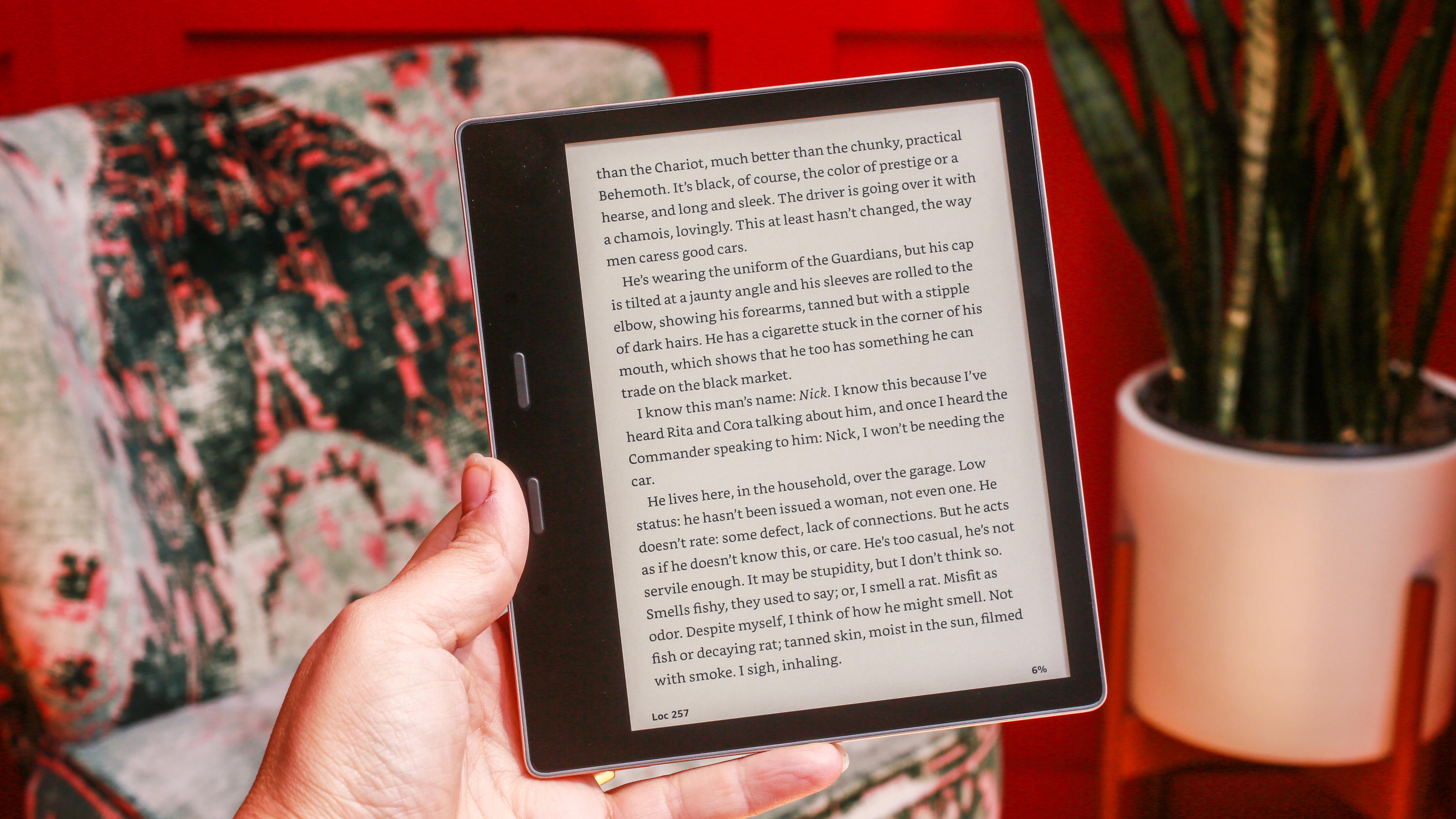Kindle (2019) review: Cheapest Kindle is an illumination - CNET