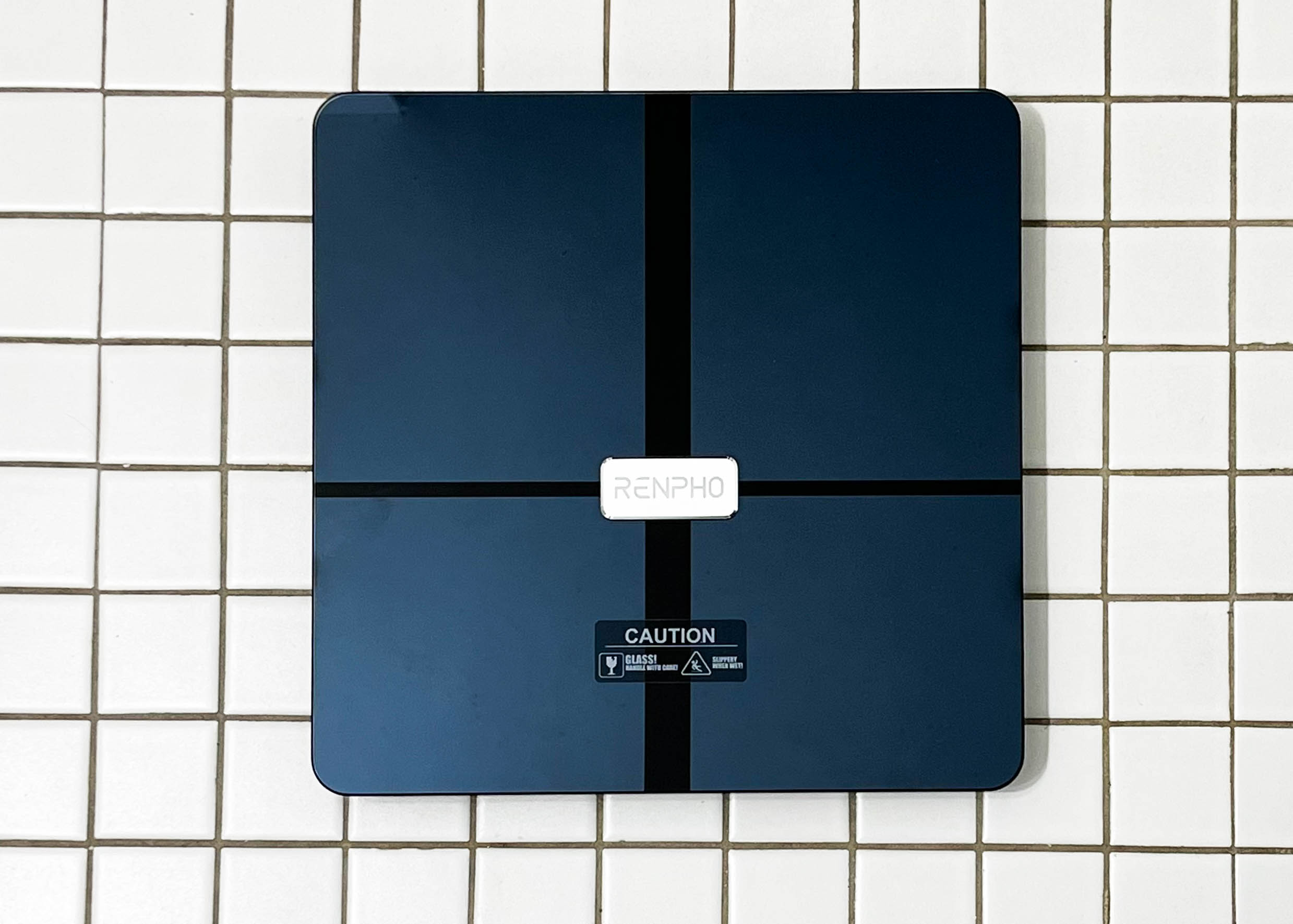 Renpho's light-powered HealthKit smart scale never needs new batteries at  new $25 low