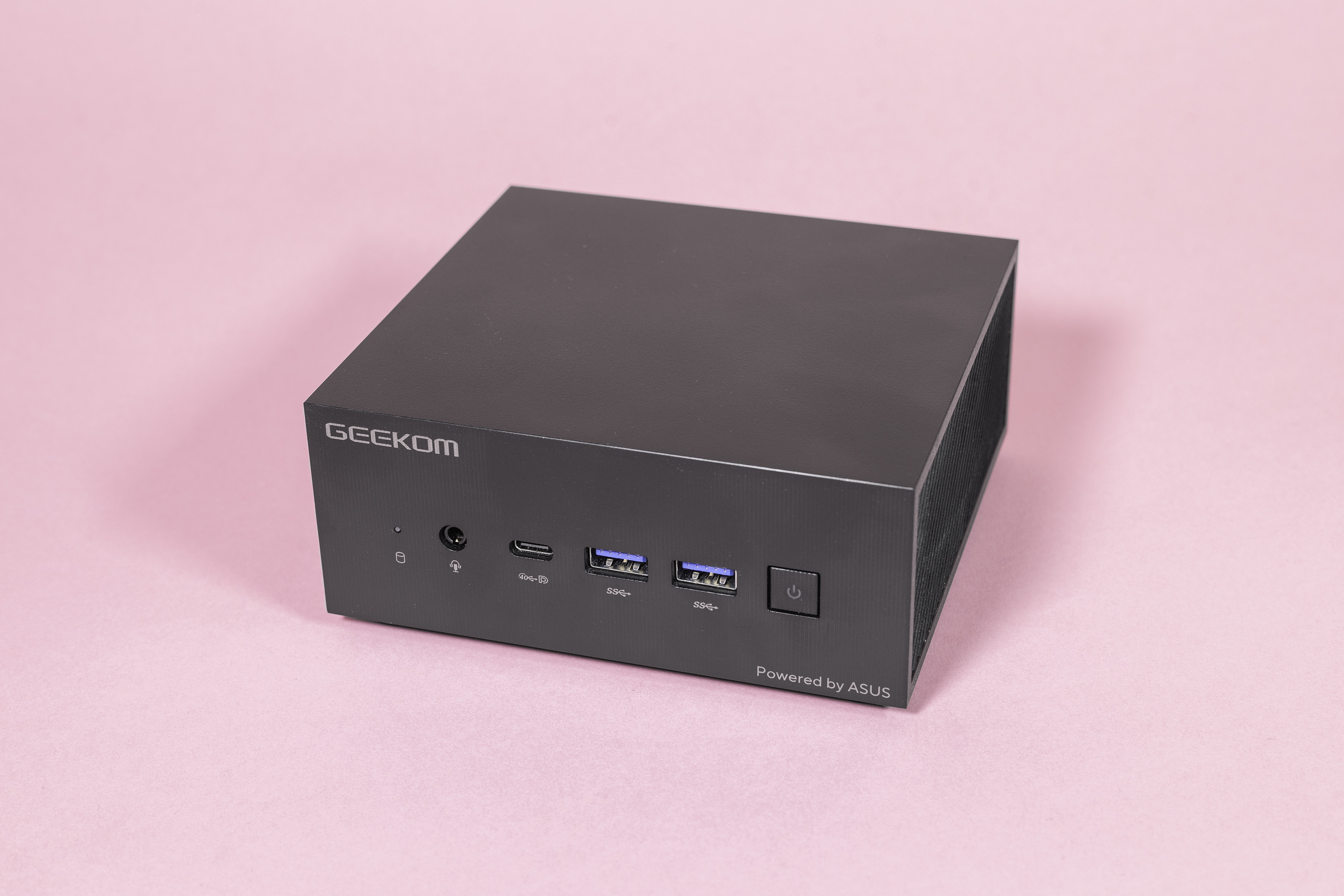 Geekom A5 Review: Pretty, Inexpensive—yet Powerful—Mini PC