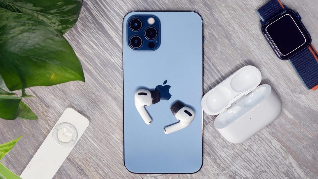 Quickly pair your AirPods to your iPhone, MacBook and other Apple devices (at once)