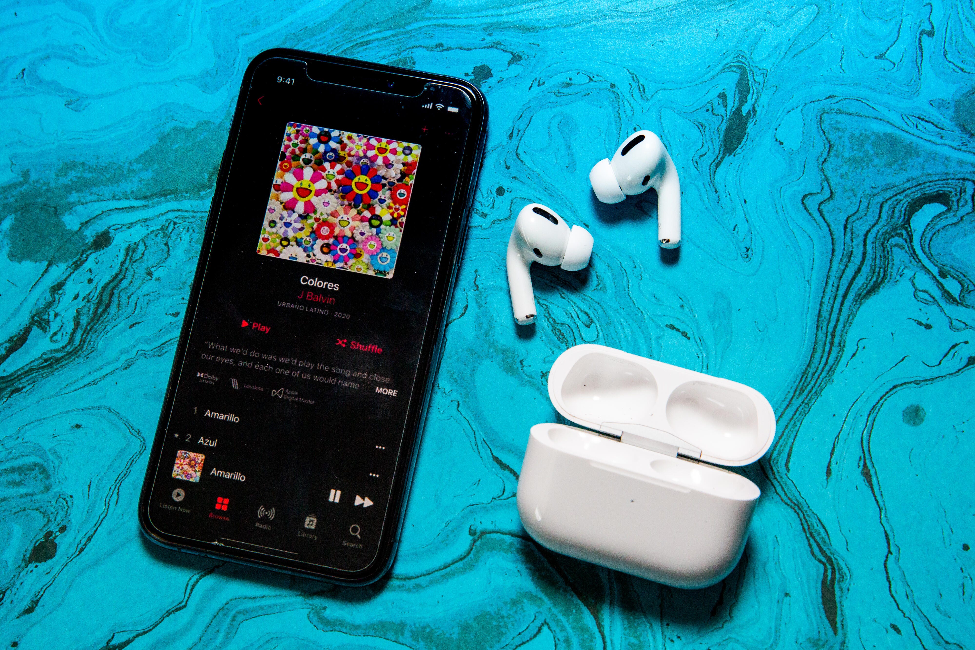 AirPods pro Apple Music