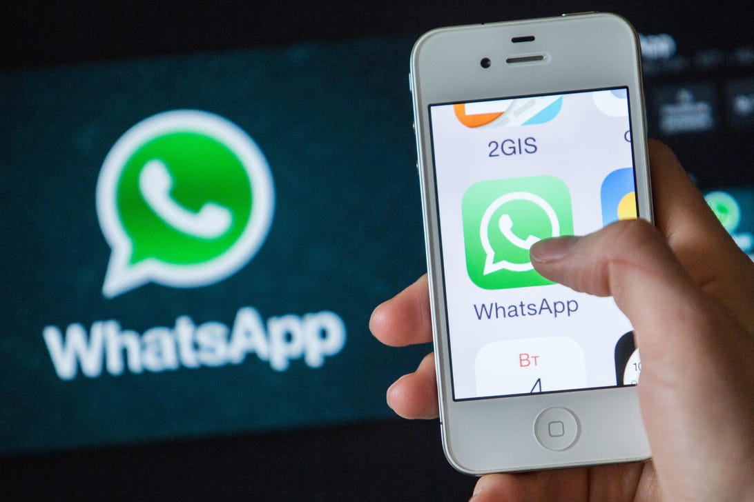 WhatsApp group chat adds option allowing only admins to send messages