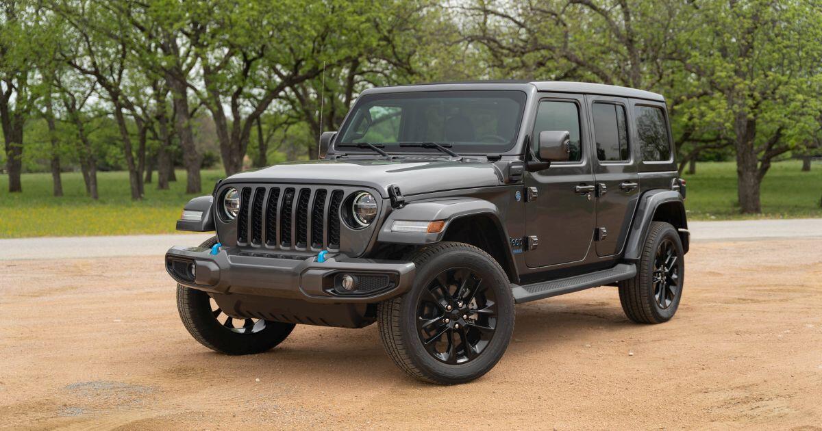 2021 Jeep Wrangler 4xe first drive review: Not a great hybrid, but an awesome Jeep     - Roadshow