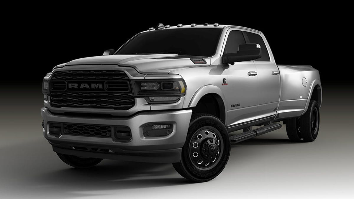 Ram 1500 Black Edition Heavy Duty Night Edition Are All About The Dark Details Roadshow