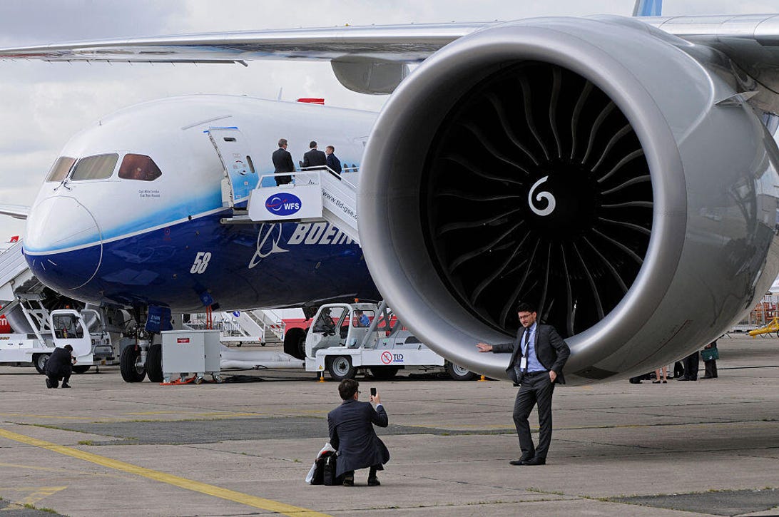 An engine on a Boeing 777-200LR.