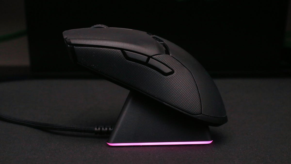 Razer Viper Ultimate Wireless Esports Mouse Enters Hyperspeed Cnet