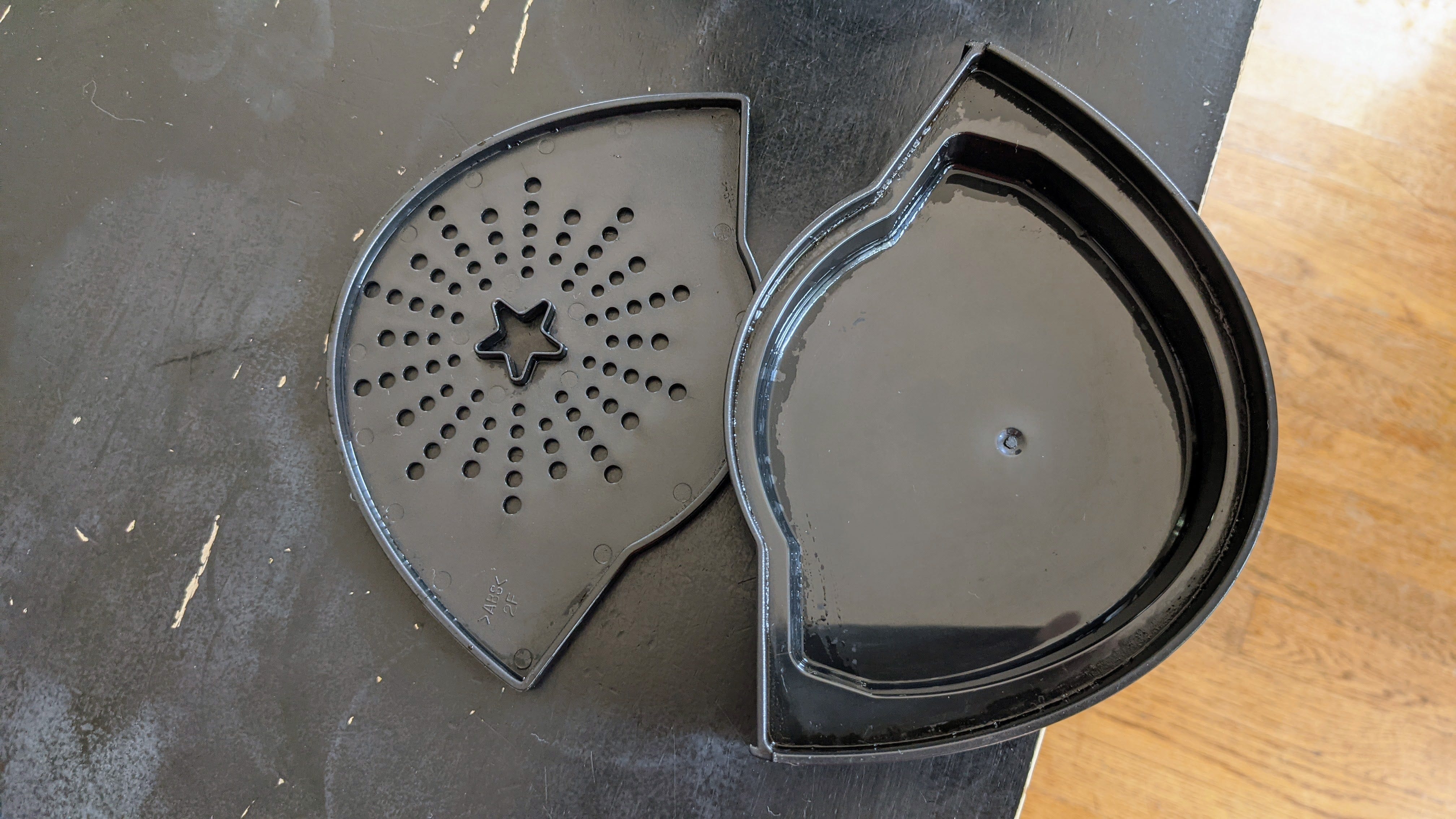 How clean your Keurig drip tray clean