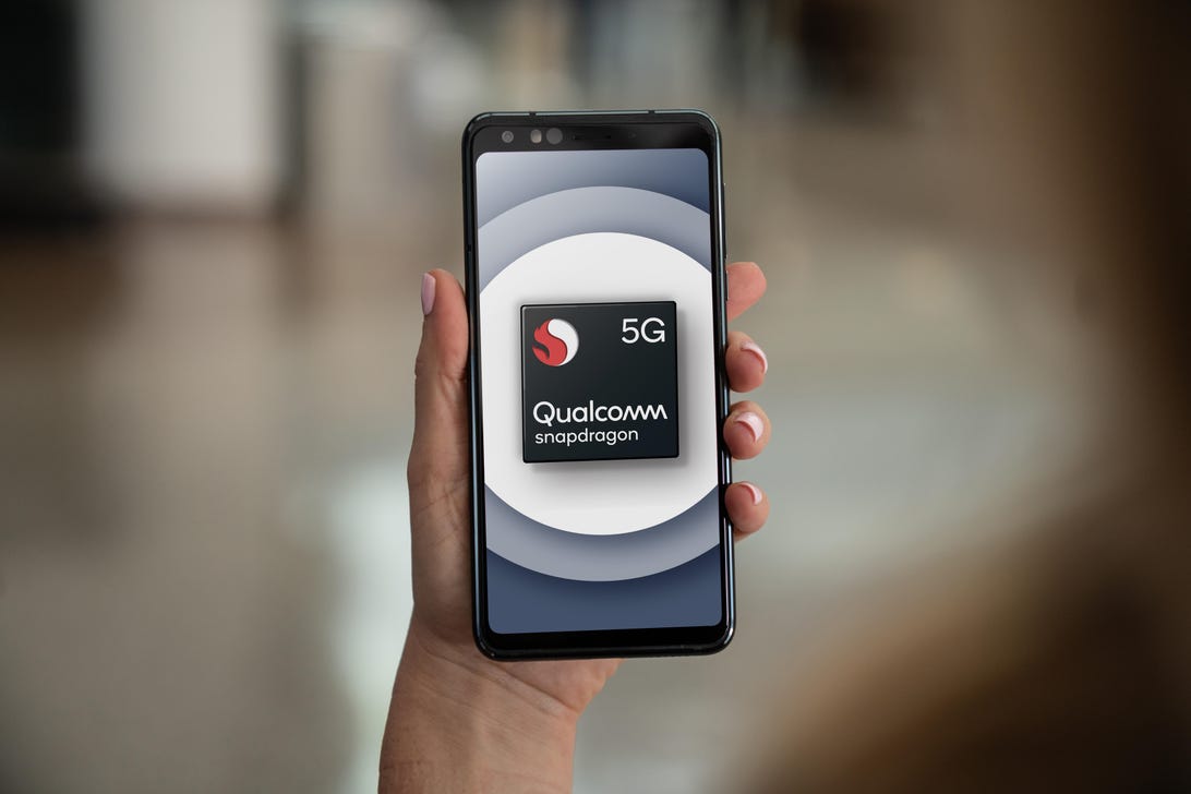 Qualcomm will bring 5G to 5 phones from Motorola, Oppo, Xiaomi next year