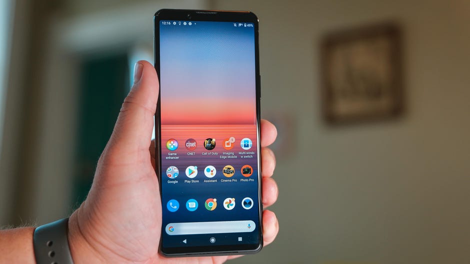 Best Small Phones To Buy In 2021 Cnet