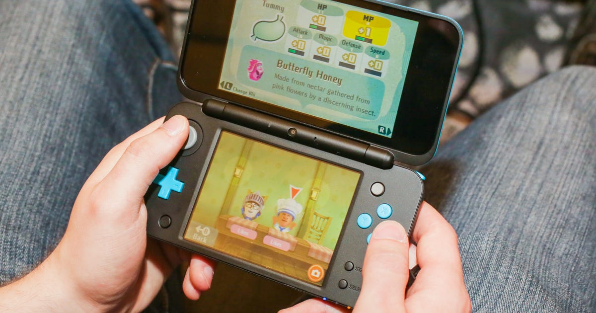 2ds Xl Nintendo S New Portable Has Advantages Over Switch Hands On Cnet