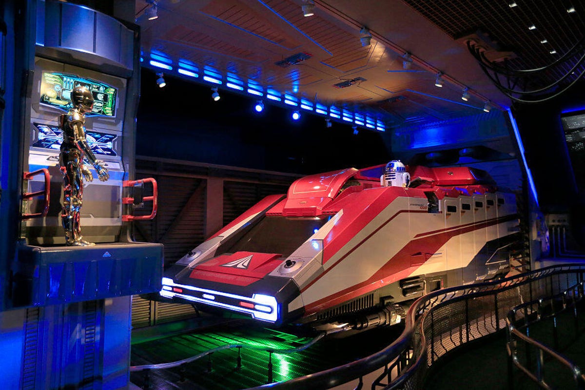 Star Tours ride