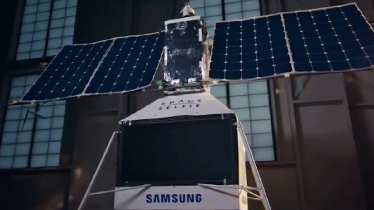 Samsung SpaceSelfie Satellite