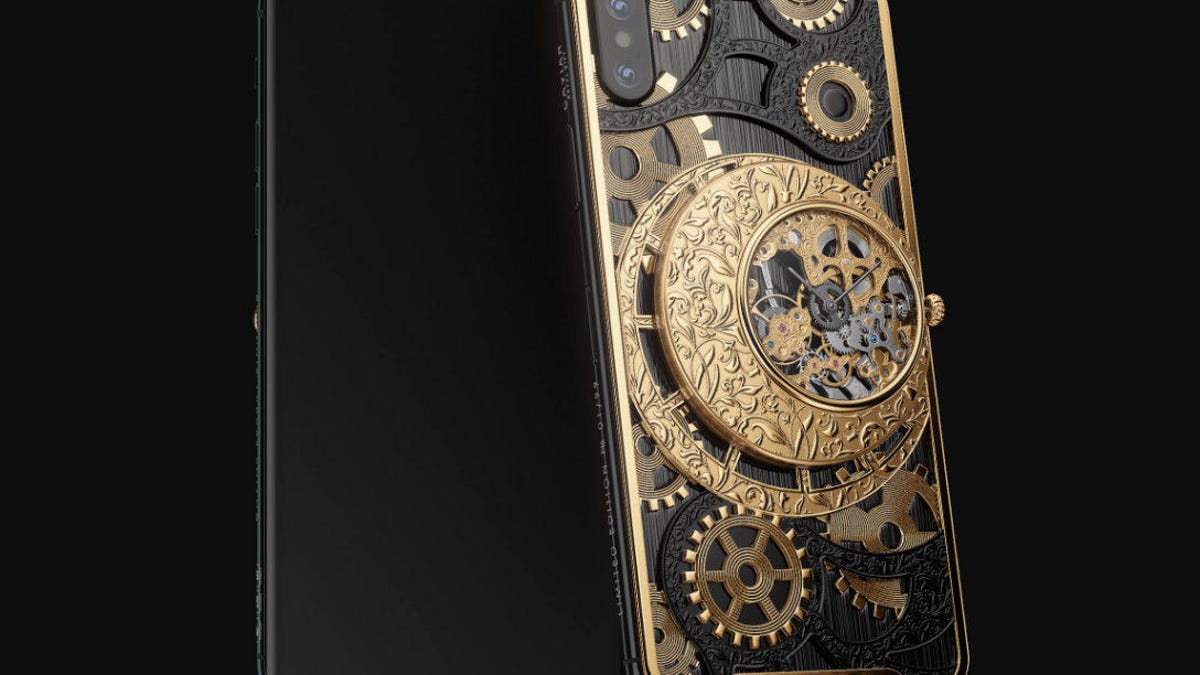 Crazy case turns iPhone XS into blinged-out skeleton watch - CNET
