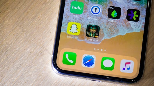 Android P will embrace the iPhone X’s notch, says report