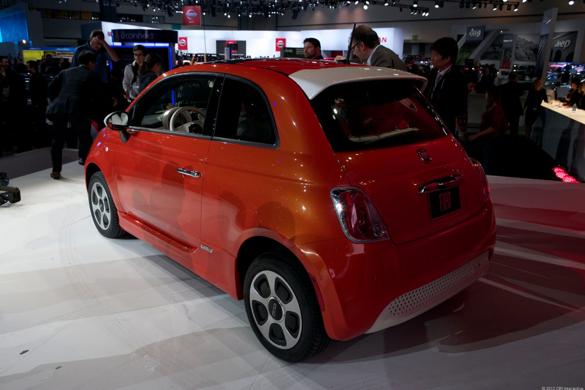Fiat continues to expand the 500 line (pictures) - CNET
