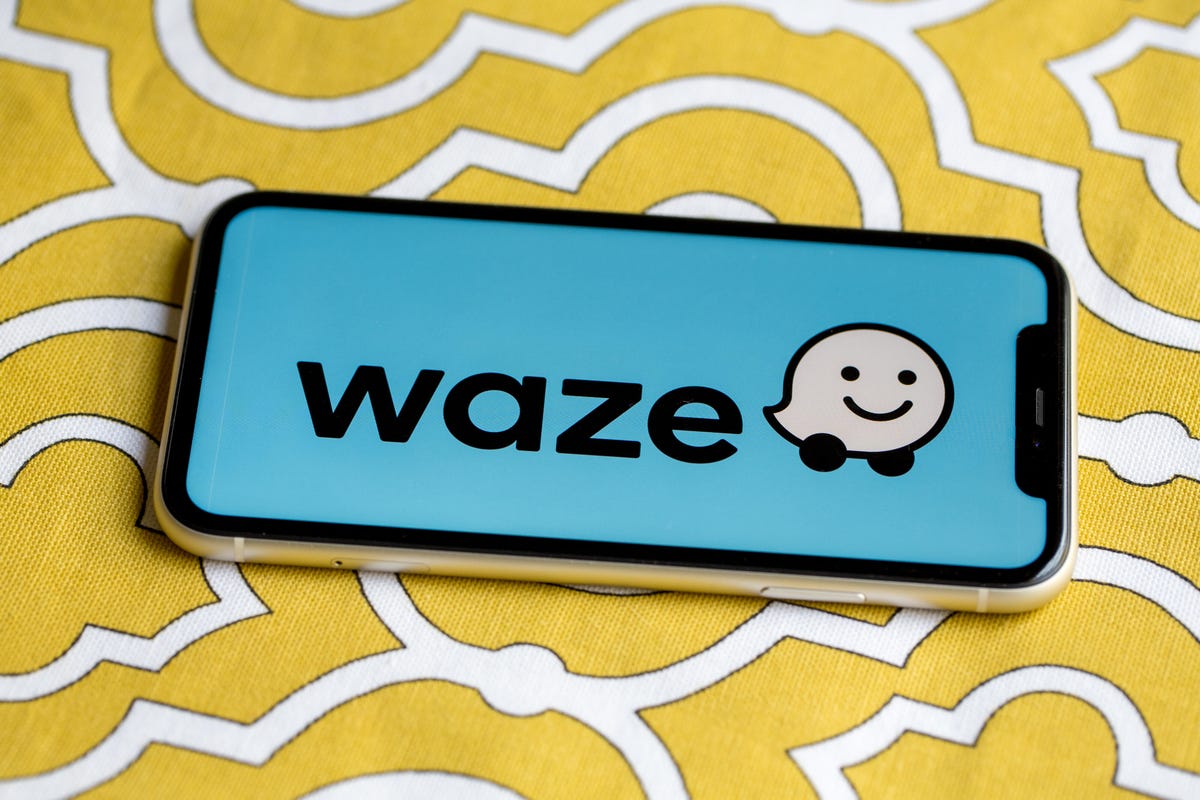 waze-logo-phone-6404