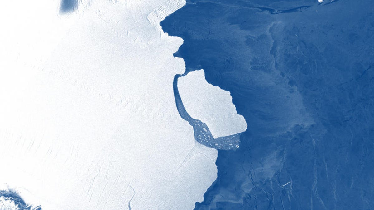icebergd28calved