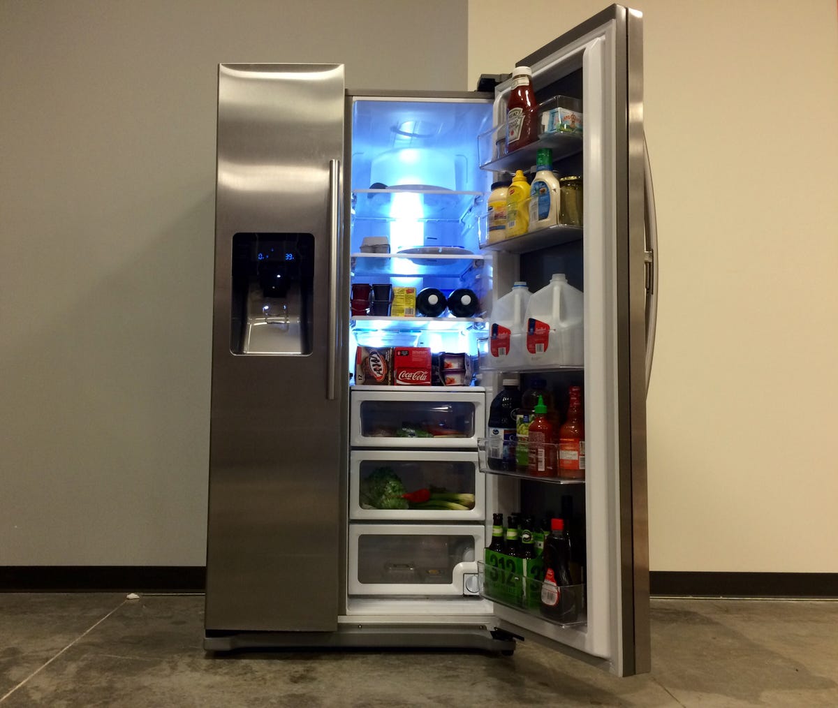 samsung-food-showcase-refrigerator-storage.jpg