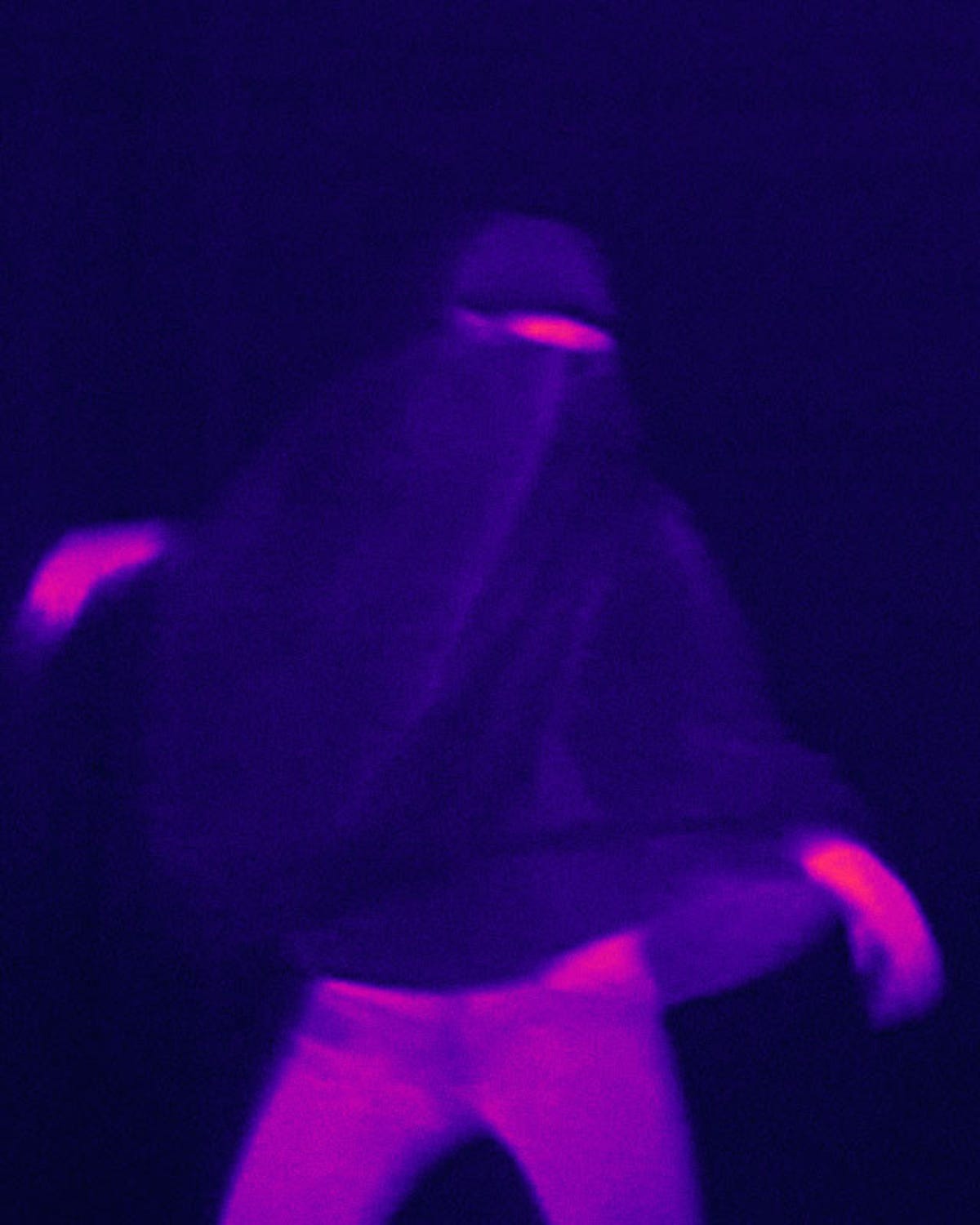 burqa-with-thermal-imaging-blocking.jpg