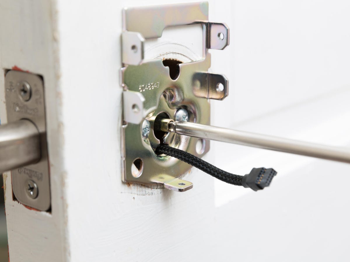 how-to-install-keyless-lock-15