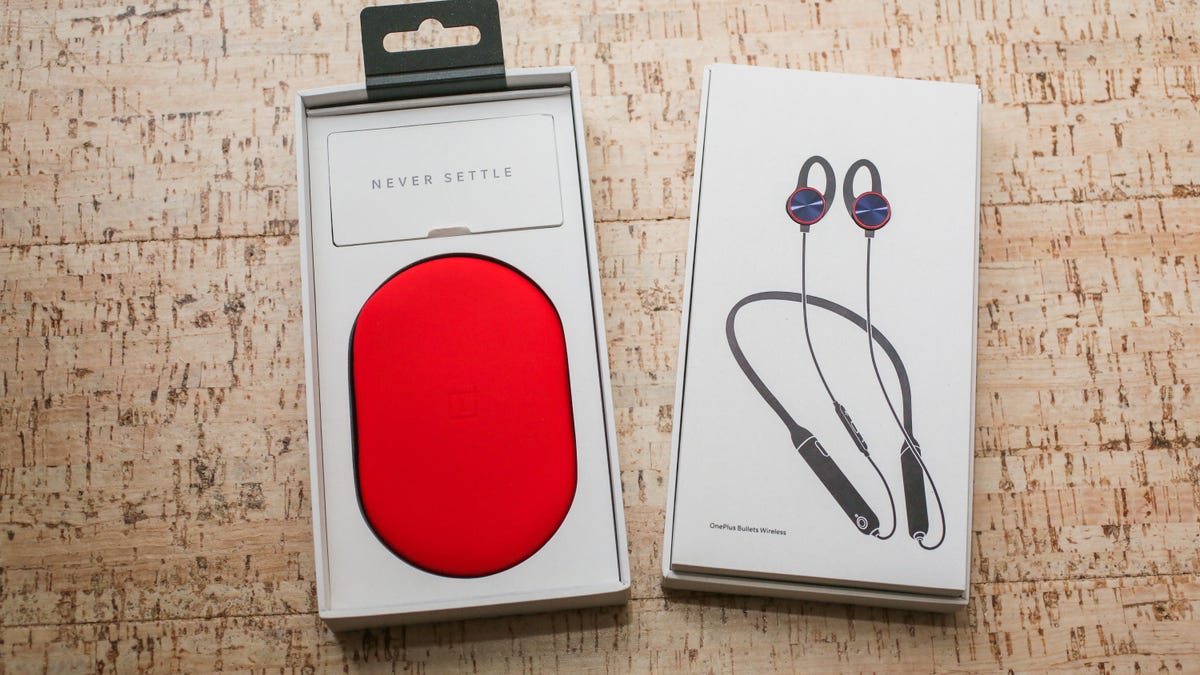 OnePlus Bullets Wireless earphones