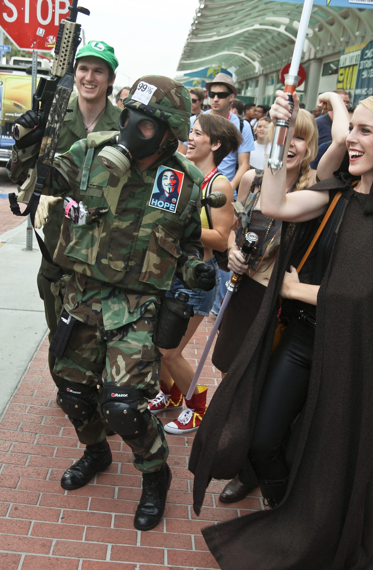 SDCC12_Anonymous_soldier.jpg
