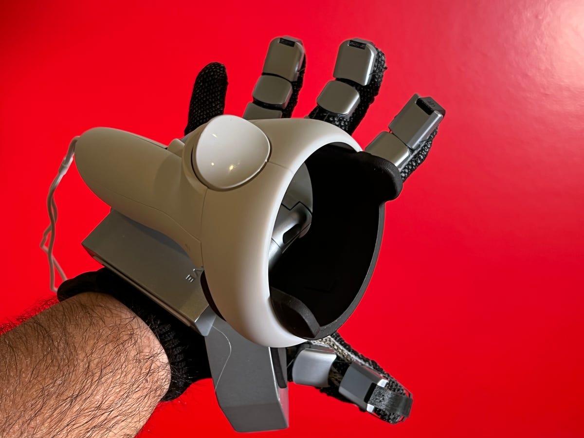 Haptic gloves for Quest 2 are a small toward VR you can touch - CNET