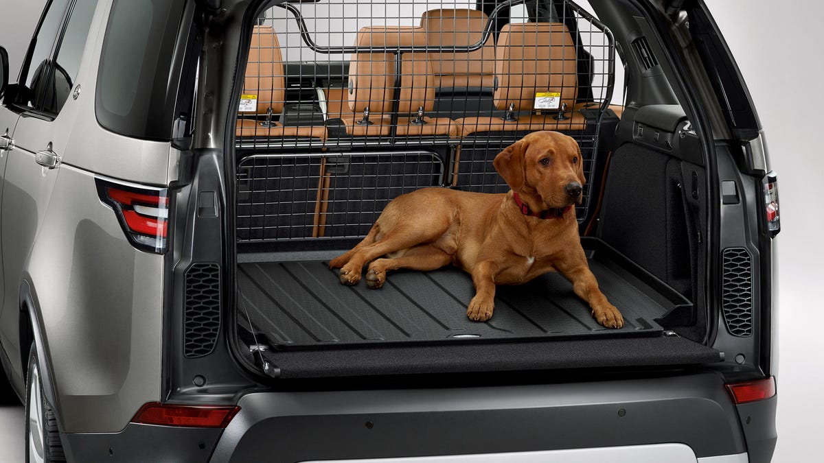 land-rover-pet-pack-1