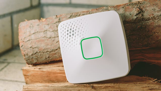 onelink-by-first-alert-wi-fi-and-co-alarm-product-photos-7.jpg