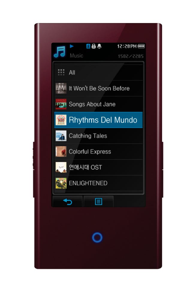 Photo of Samsung YP-P2 MP3 player.