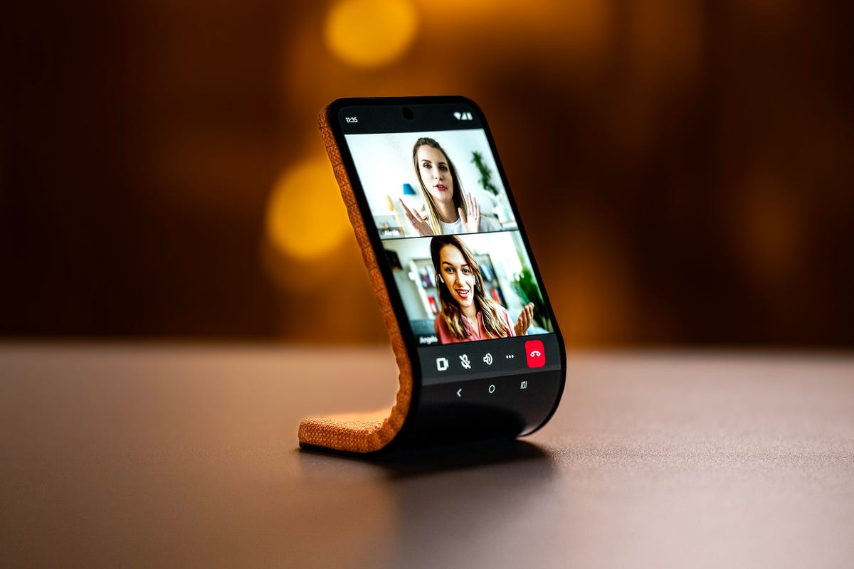 Motorola bendable: il nuovo smartphone da mettere al polso come un bracciale!