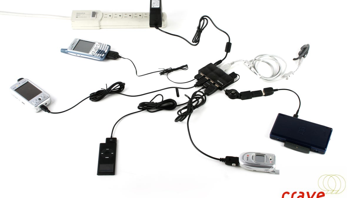 Belkin USB hub charging six devices