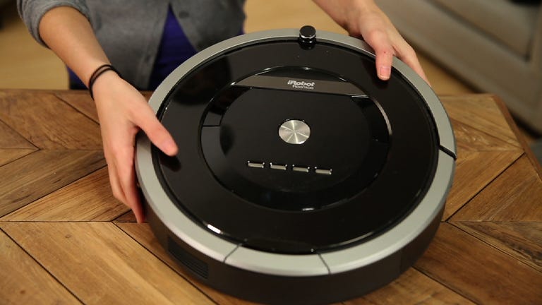 iRobot's new 800 series robot vacuum: iRobot Roomba 880