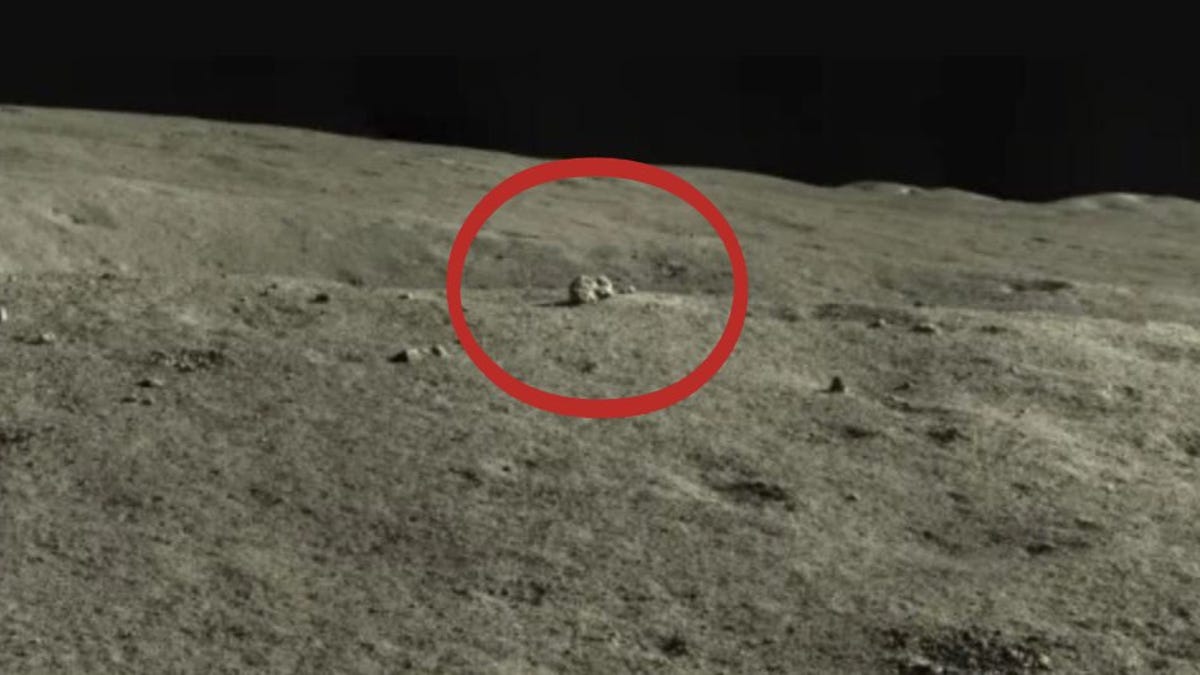Покажи дом на луне. Yutu 2 Луноход. Китайский Луноход обнаружил хижину на обратной стороне Луны. Луноход Юйту. Китайский Луноход на обратной стороне Луны.