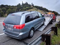 <p>Our busted Toyota Sienna heads off to a garage for repairs.</p>