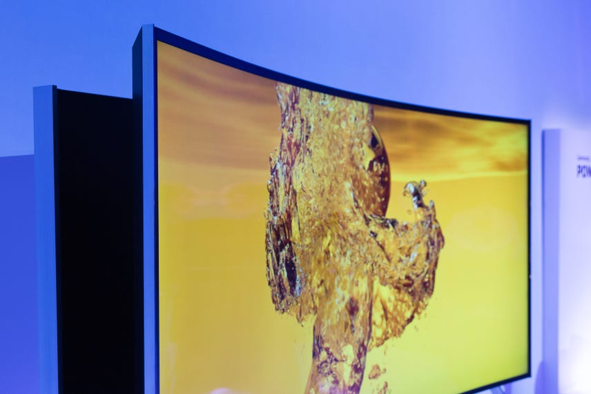 Eyes-on with Samsung's bending 105-inch UHD TV