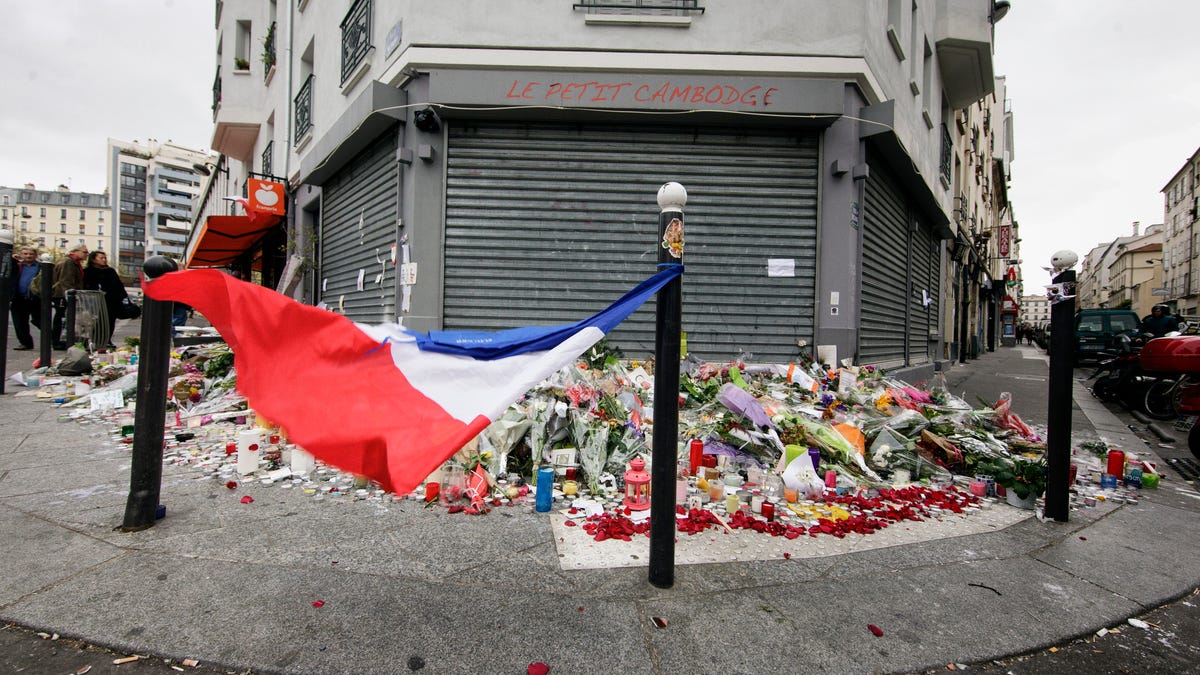paris-attacks-aftermath-corbis.jpg