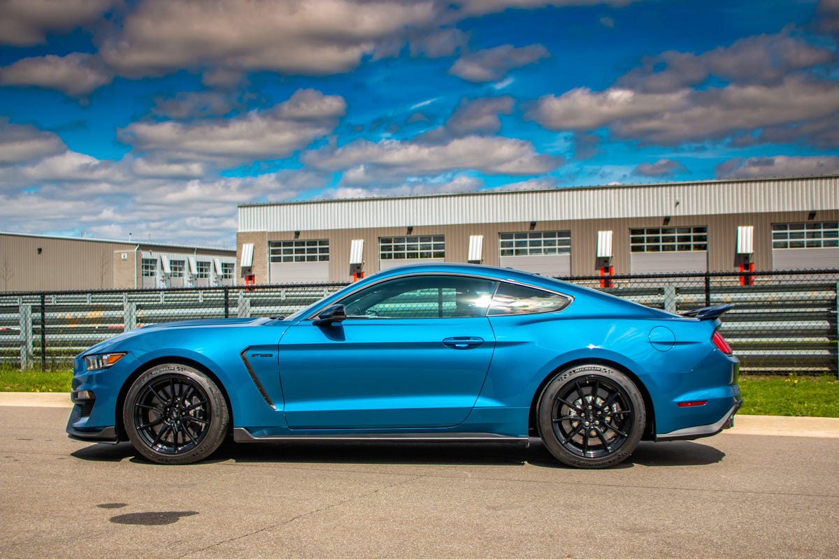 2019-ford-mustang-shelby-gt350-20