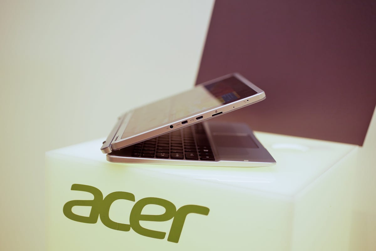 001acer-aspire-switch-10-product-photos.jpg