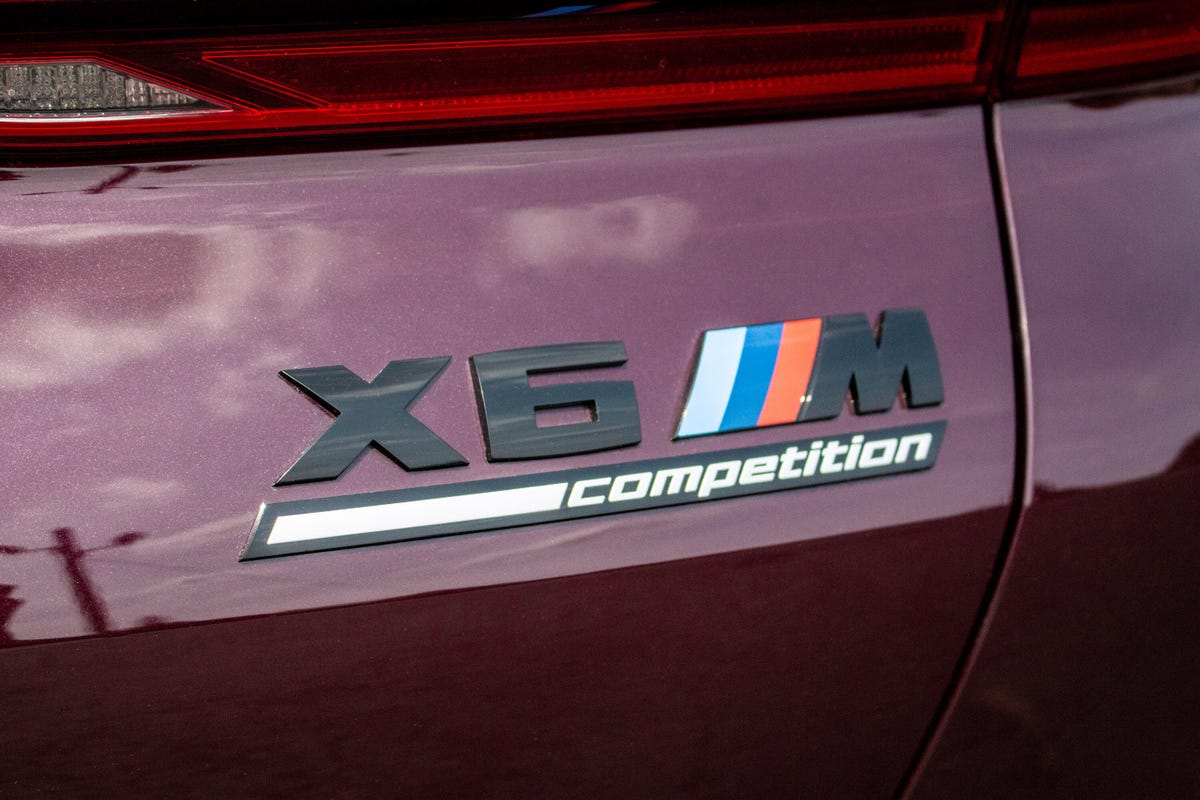 2020-bmw-x6-m-competition-36